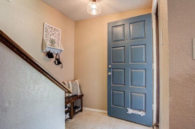 Photo - 8633 Knoxville Dr