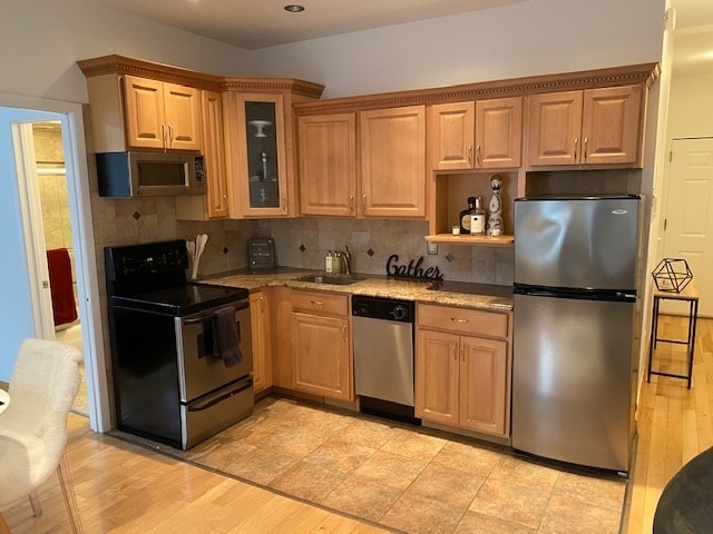 Building Photo - 101 Willow Ave Unit 2F Rental