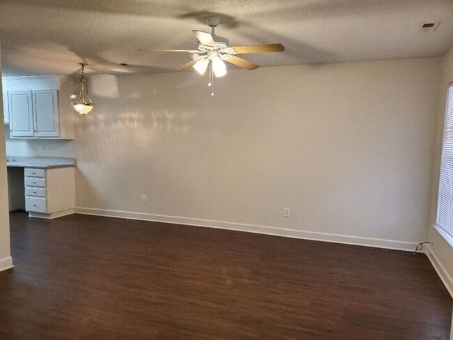 Photo - Gorgeous, like new with all stainless appliances!