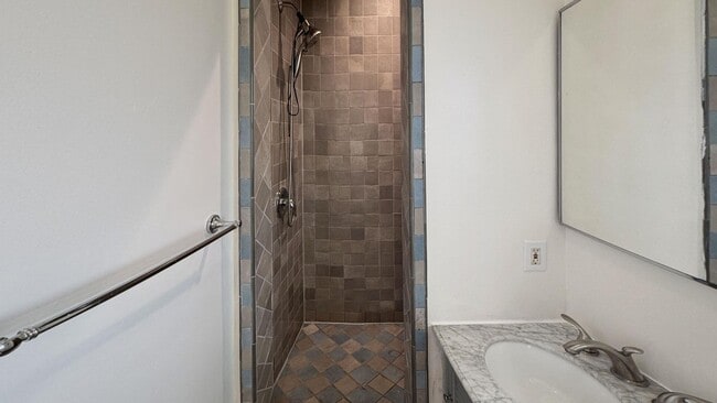 Photo - 130 W Channel Rd Unit 9