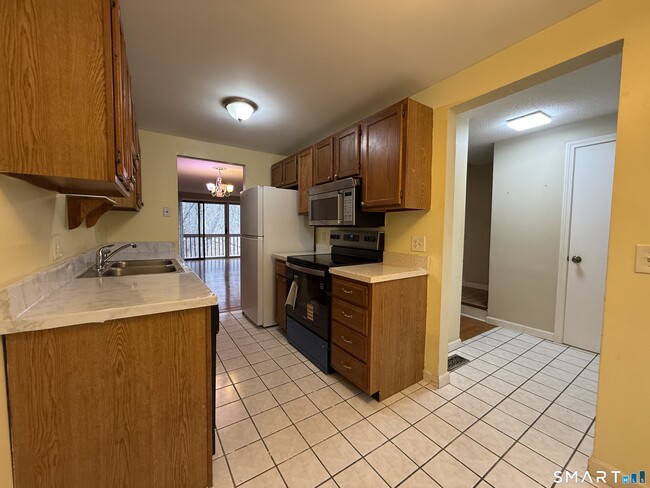 Photo - 32 Upper Pattagansett Rd Unit 25