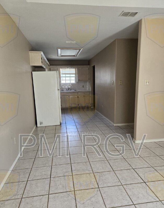 Photo - 708 N Cummings Ave Unidad 2