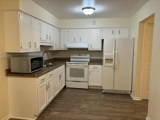 Building Photo - 4512 Park Ave Rental