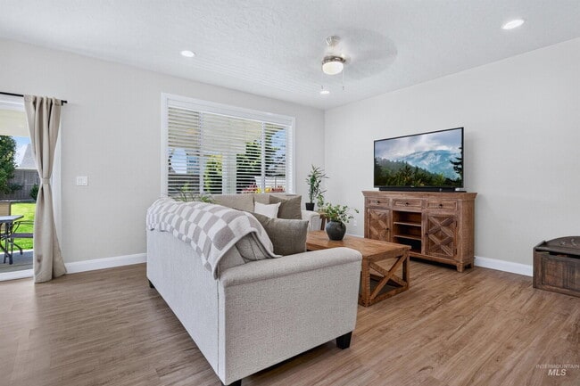 Photo - Beautiful South Meridian Home