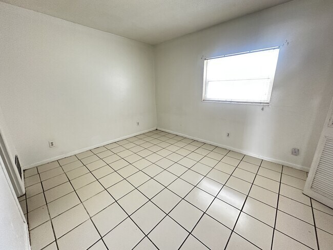 Photo - 1315 SE Silver Springs Pl