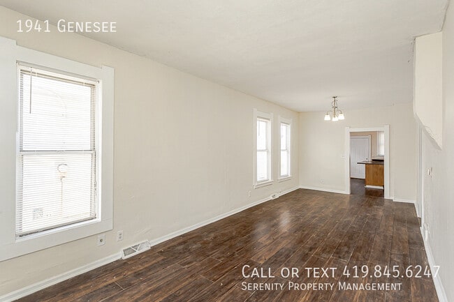 Photo - 1941 Genesee-