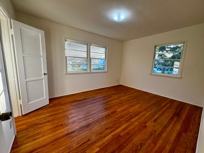 Building Photo - 11466 Washington Pl Unit Apt A