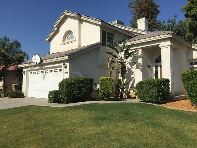 Photo - 2 story 3 bed in Northwest Bakersfield wit...