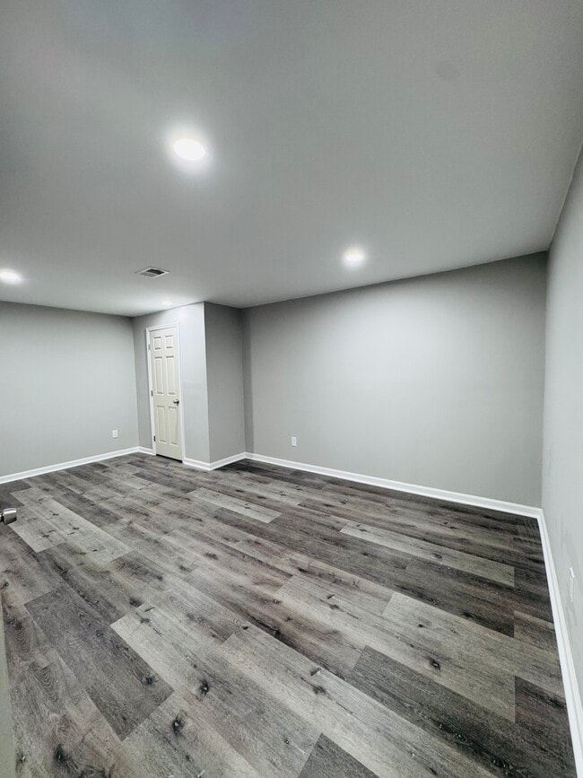 Photo - 32 Wagoneers Ln