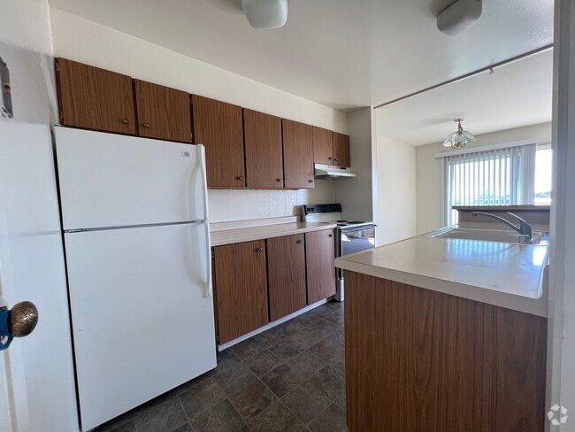Building Photo - C-151 Darby Unit #3 Rental