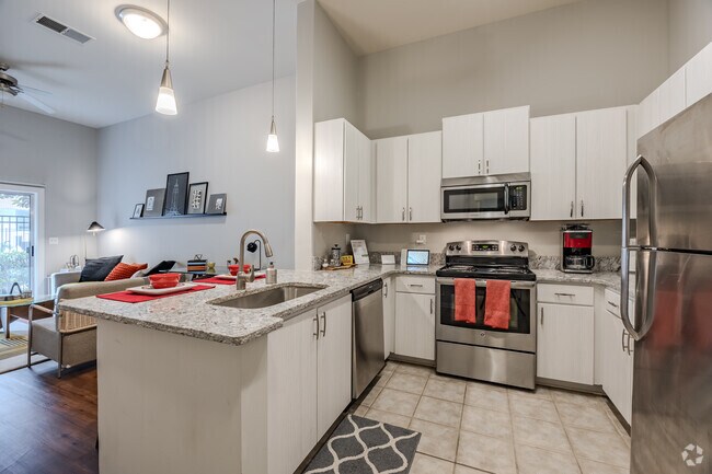1BR, 1BA - 810SF - Kitchen - N. Highland Steel