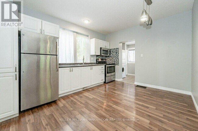 Photo - 177 Weber St E