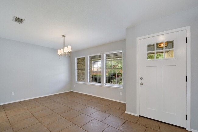 Photo - 6307 Smith Oak Trail