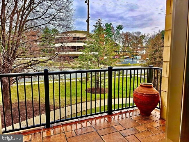 Photo - 206 Carson Terrace