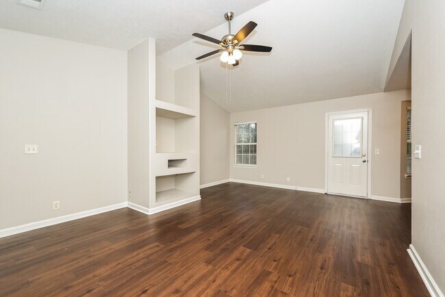 Photo - 247 Bill Stewart Blvd