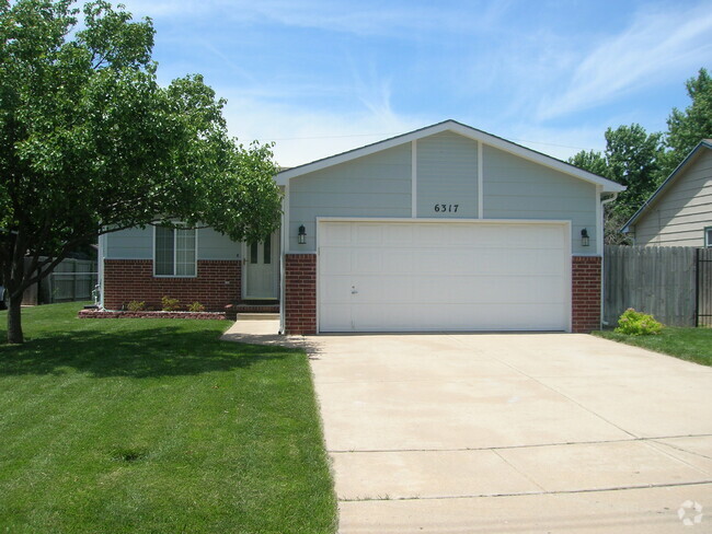 Building Photo - 6317 N Grove St Rental