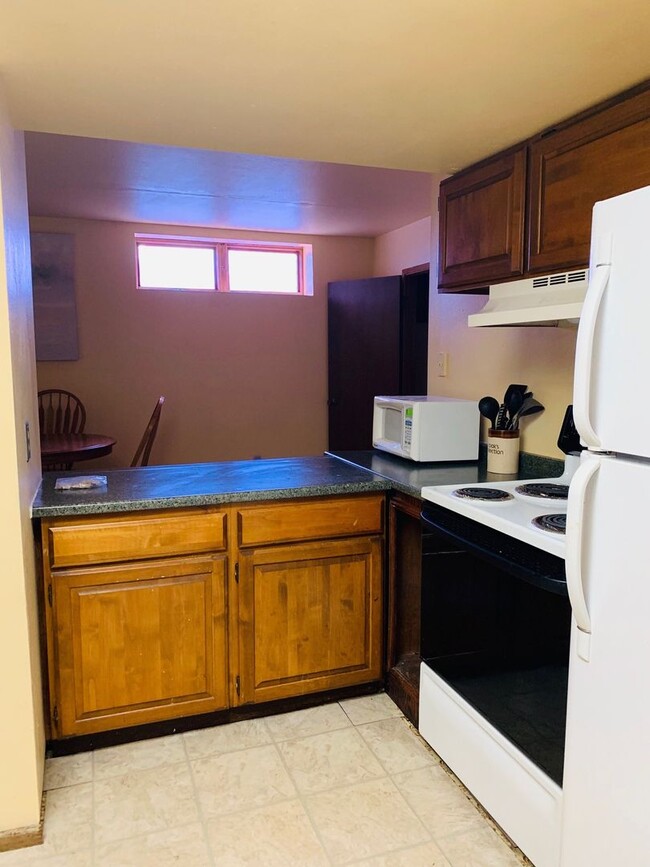 Photo - 730 Telegraph Rd Unit C