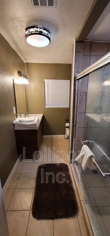 Photo - 3425 Rebecca St