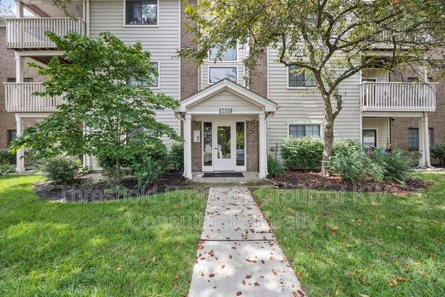 Building Photo - 6823 Meadow Creek Dr Unit 205 Rental