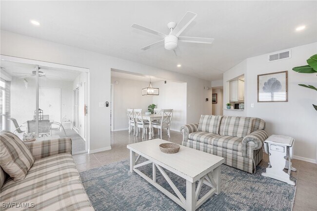 Photo - 2885 Citrus Lake Dr Unidad N103