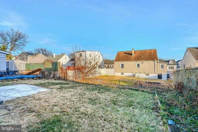 Building Photo - 7839 Birmingham Ave