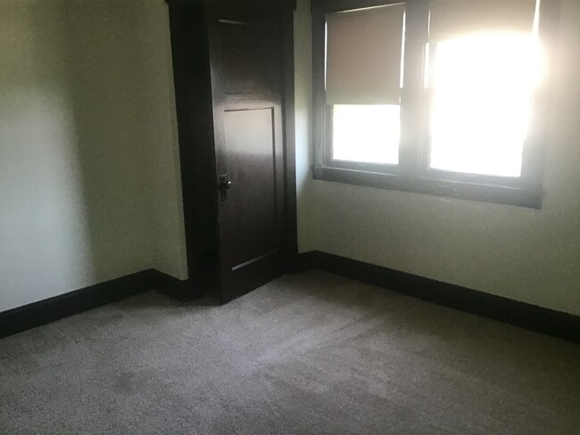 Photo - 3150-3152 S. New York Ave. Unit 3150 S. New York Ave.-Upper