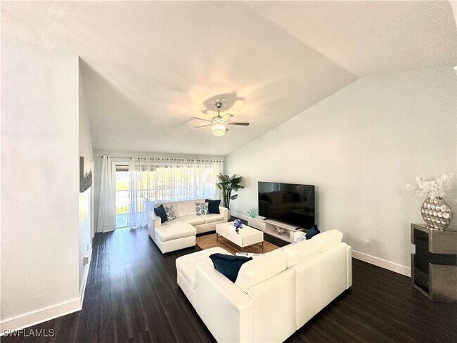 Photo - 9828 Luna Cir Unit H203