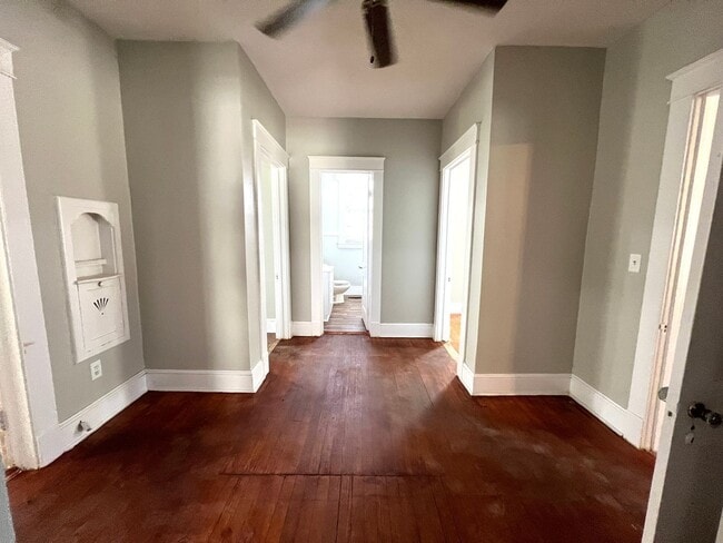 Photo - 512 Maple St