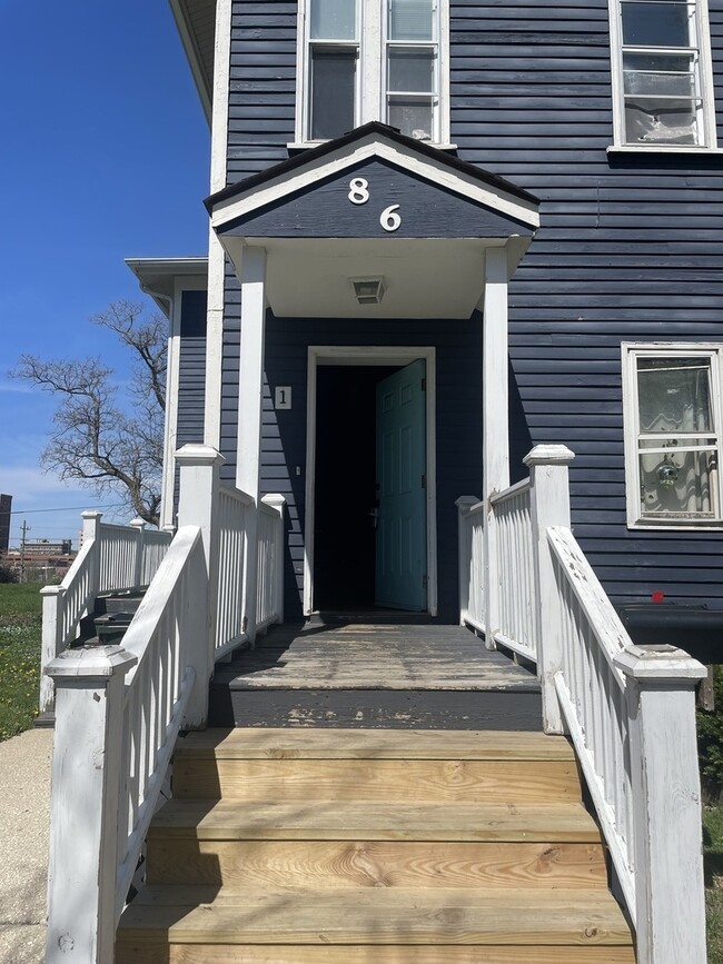 Building Photo - 86 N 4th St Unit 1 Rental