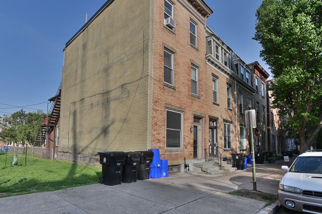 Photo - 1816 Green St Unit Apt #1