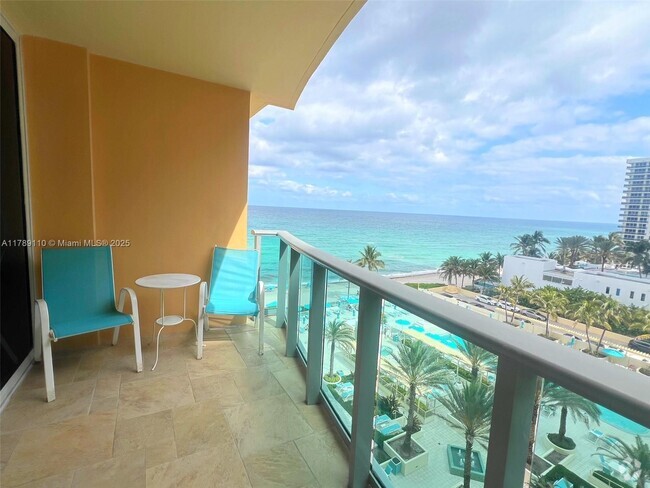 Building Photo - 2501 S Ocean Dr Unit 815 (Available NOW) Rental