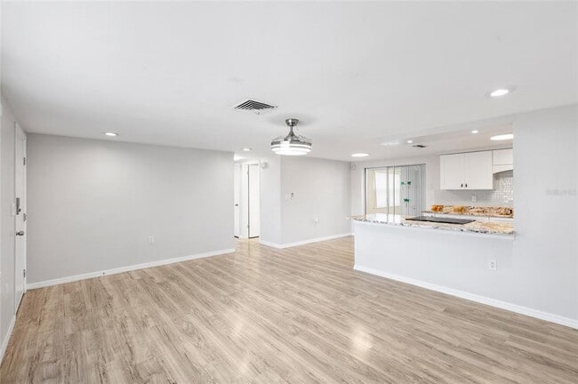 Photo - 5648 Saren Dr