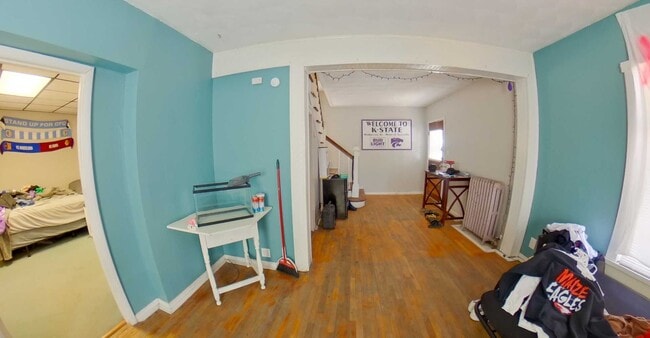 Photo - 3D Tour Available - 3 Blocks to KSU Campus & 5 Blocks to Aggieville + Washer & Dryer Included! Av...