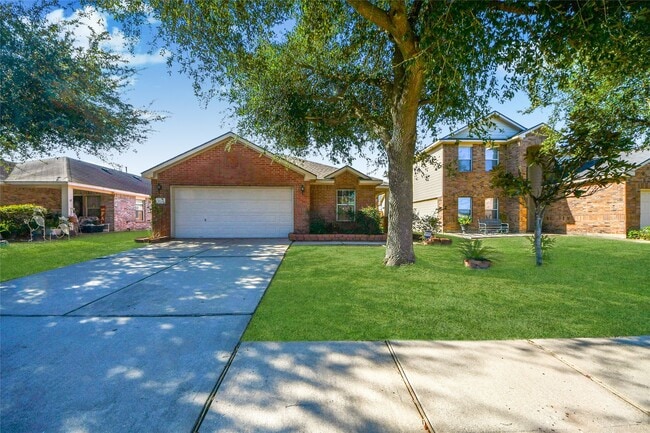 Building Photo - 2731 Gorki Park Dr