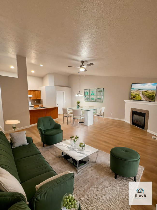 Twelve on 58th - Twelve on 58th Townhome