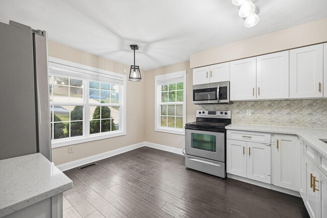 Photo - 28 Cherry Laurel Dr