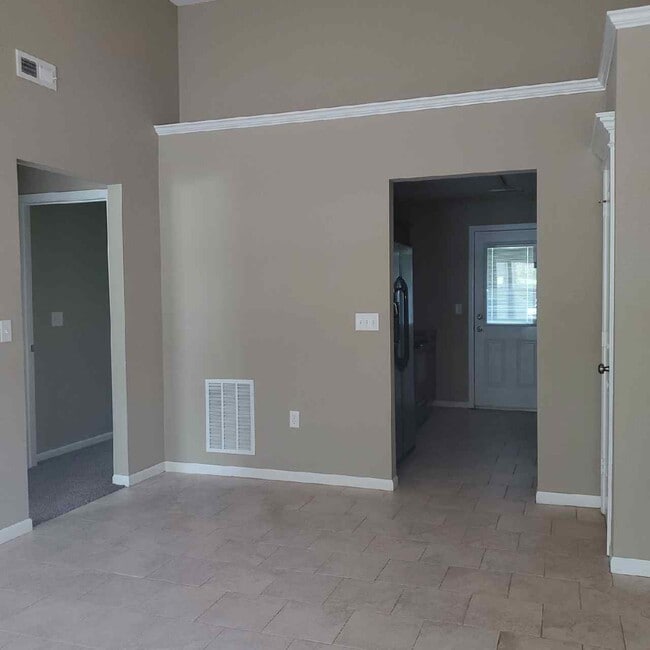 Photo - 212 N Water St Townhome