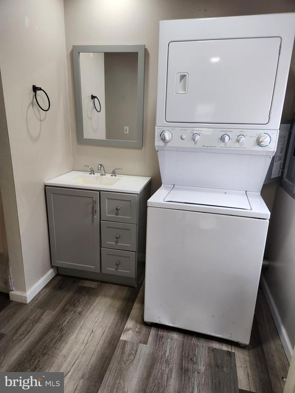 Photo - 9349 Valley Rd Unit 109