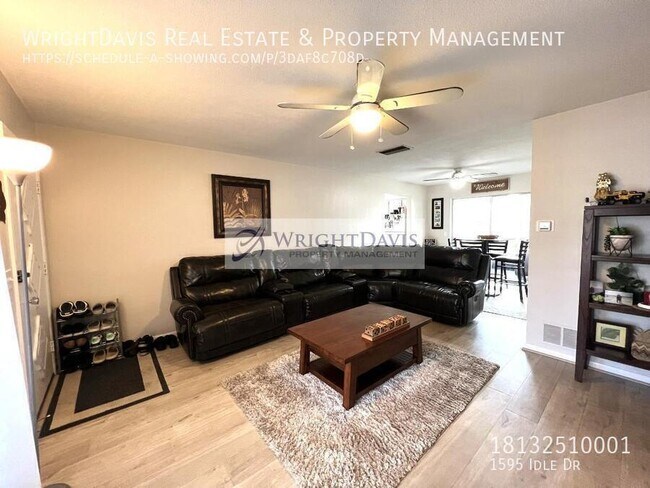 Photo - 1595 Idle Dr NE