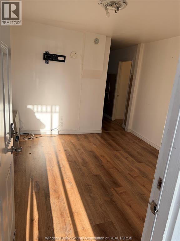 Photo - 850 Windsor Ave