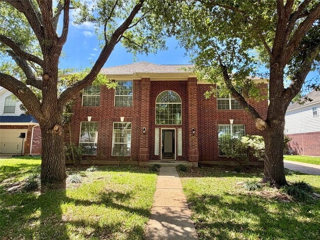 Photo - 1916 Lakewinds Dr