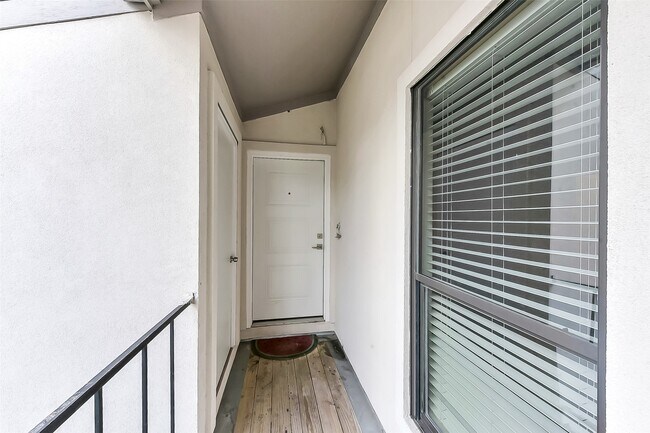 Photo - 2425 Augusta Dr Unit 24