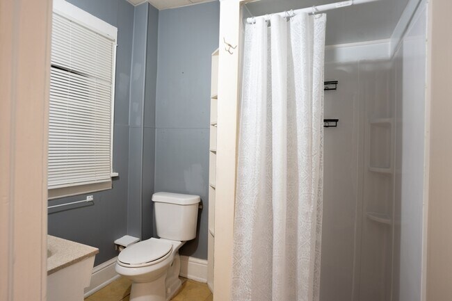 Photo - 326 S Exposition St