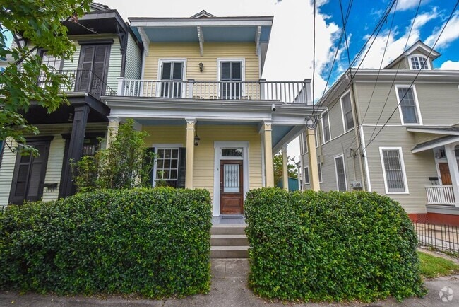 Building Photo - 1313 Coliseum St Unit A Rental