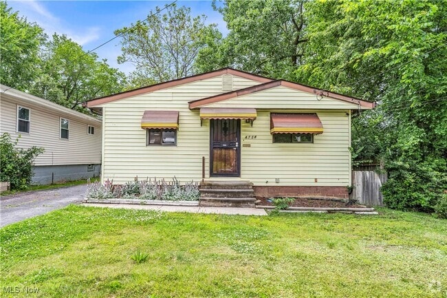 Building Photo - 4728 E 176th St Rental
