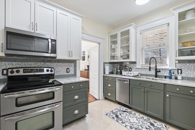 Photo - 4400 Forest Hill Ave