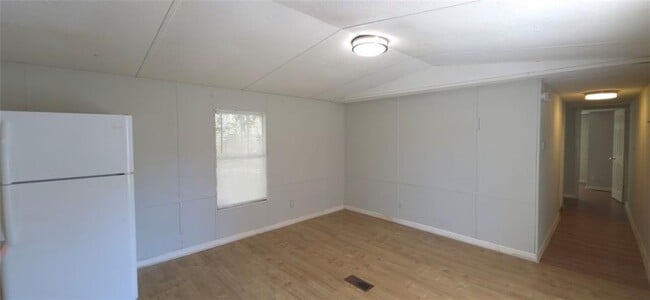 Photo - 2263 Stanley Rd