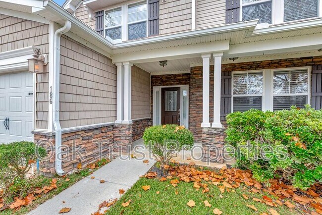 Photo - 186 Woodbrook Way