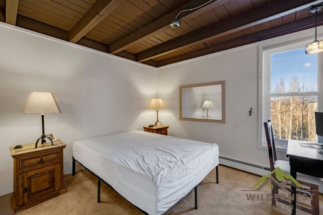 Photo - Treehouse Condo - 2 Bedroom/2 Bath Inviting Condo w/All Utilities On Bus Route