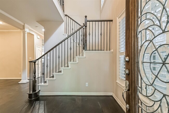Photo - 5453 Fairdale Ln